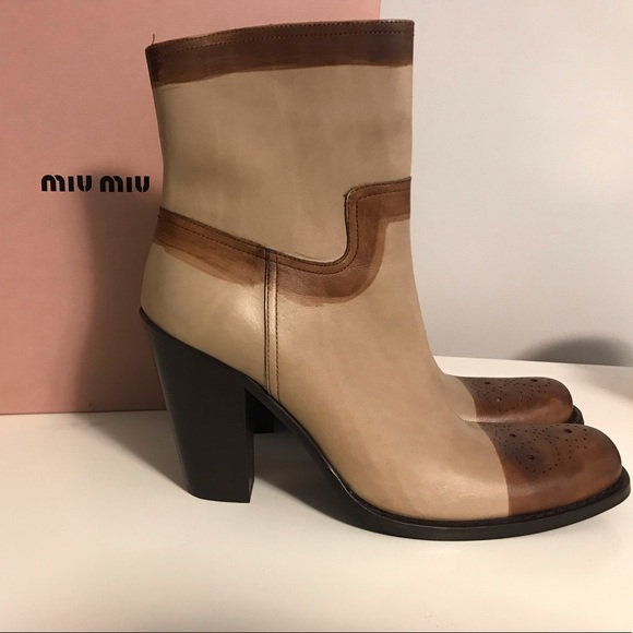 NWT Miu Miu tan & brown ankle boots - size 7.5 - Picture 1 of 7